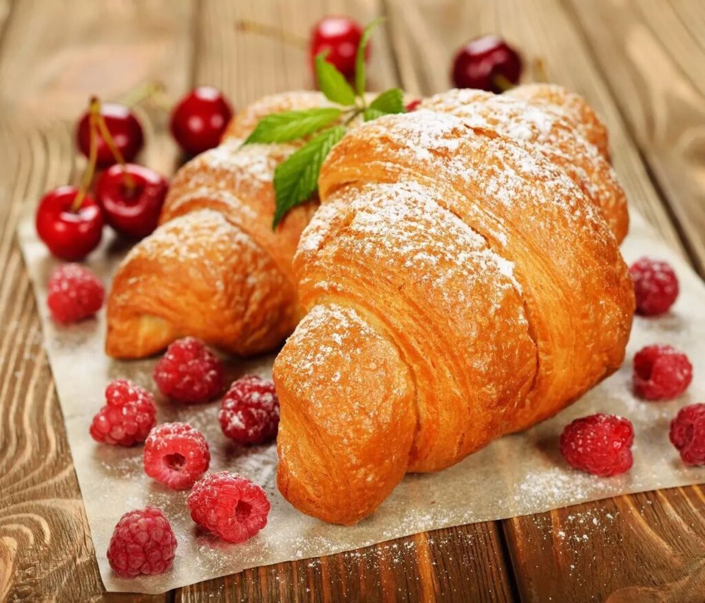 Raspberry Croisant